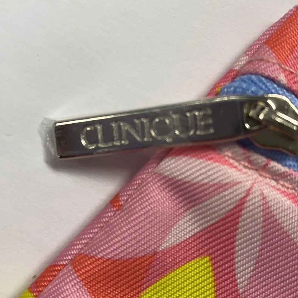 Clinique make up bag
